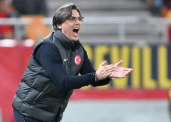 Montella: Mart ayında kulüplerden ricam olacak