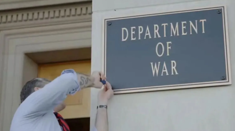 Bakanlığın adı değişti, vidasını bakan sıktı: ABD neye hazırlanıyor?