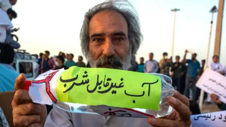 Tahran’da 10 milyon insanın sadece iki haftalık suyu kaldı