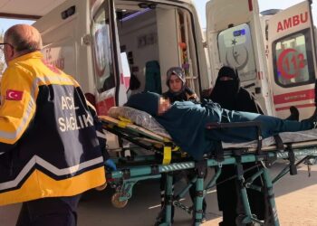 3 kişilik aile yedikleri tavuktan hastanelik oldu