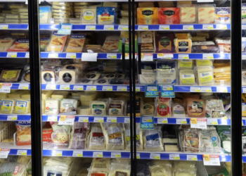 Amerikan basını yazdı: Türkler ucuz peynir için Yunanistan’a akın ediyor