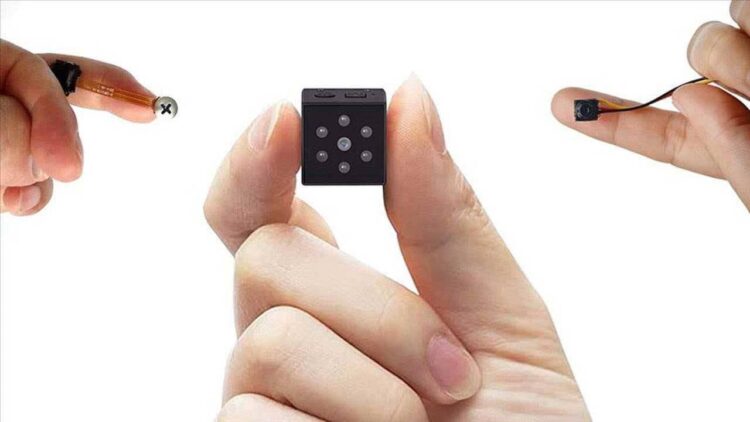 Okul tuvaletinde gizli kamera skandalı: Hangi iddialar bulunuyor?