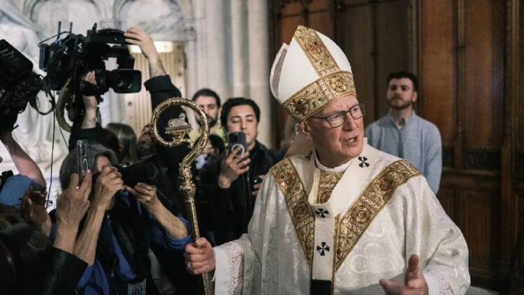 Kilise tarihinin en büyük çocuk istismarı dosyalarından biri arabuluculukta: 1300 mağdur için 300 milyon dolarlık tazminat