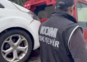 Arızalı diye çekiciyle götürülen araçtan 480 tabanca çıktı