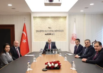 Asgari ücrette ilk toplantı sona erdi: TÜRK-İŞ masada yok