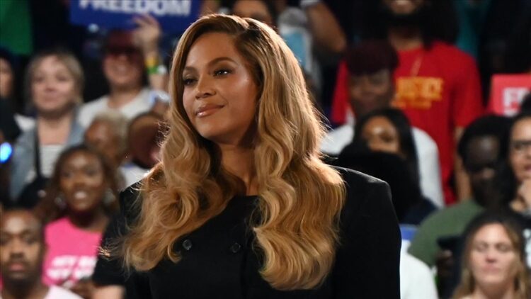 Forbes: Beyoncé, milyarder müzisyenler listesine girdi
