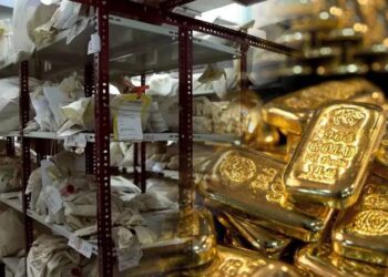 Erdal Timurtaş’ın eşi, aylardır çevresine “İngiltere’ye yerleşiyoruz” diyormuş