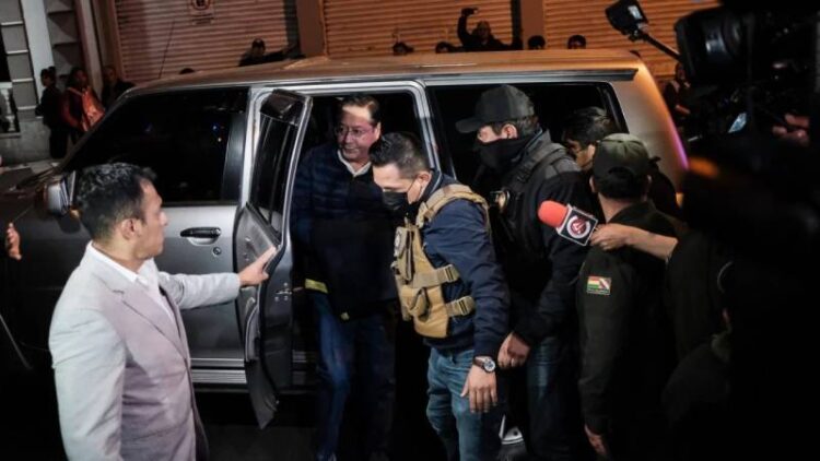 Eski Bolivya Devlet Başkanı Arce, “yolsuzluk” soruşturmasında tutuklandı