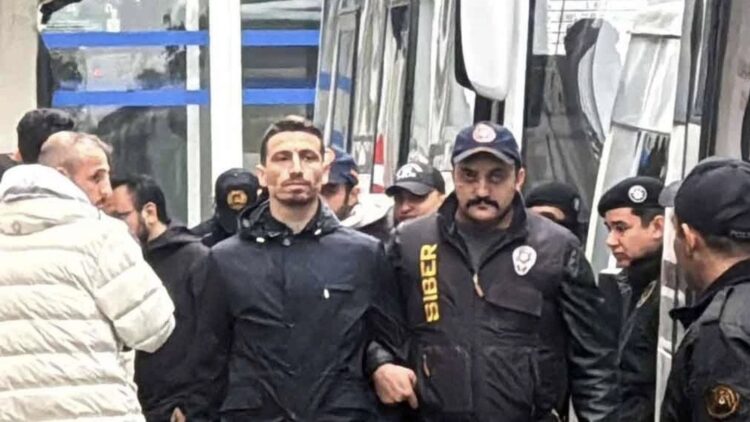 Futbolda bahis skandalında MASAK raporu ortaya çıktı: Mert Hakan Yandaş’ın hesabındaki para trafiği dikkat çekti