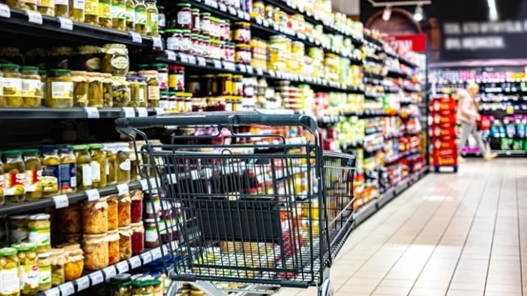 Kasada 15 lira fazla çıkan soda bir marketi icraya sürükledi