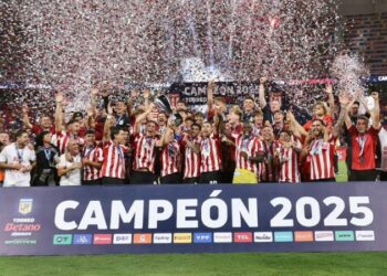 Muslera penaltılarda devleşti, Arjantin’de şampiyon Estudiantes oldu