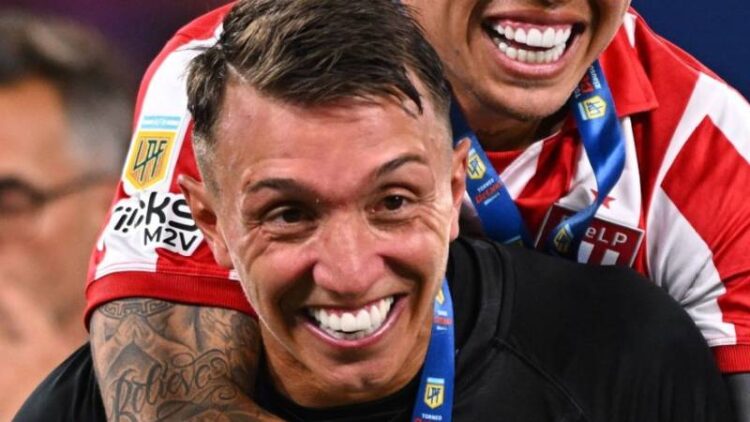 Muslera yine tarih yazdı: 1 haftada 2 şampiyonluk