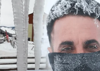 Sokağa çıkanın saçı dondu: Türkiye’nin en soğuk yerinde hava -30 derece