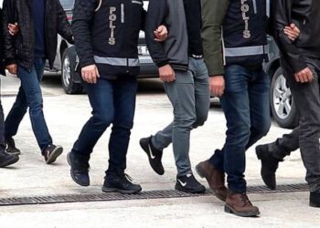 Uyuşturucu test sonuçlarını para karşılığı değiştirenlere operasyon: 19 kişi tutuklandı