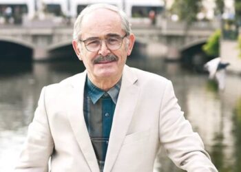 Yılmaz Büyükerşen aktif siyaseti bıraktığını açıkladı: Kendimi emekli ettiğimi duyuruyorum