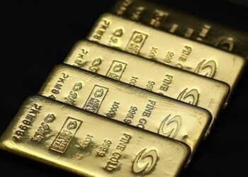 Altın yeniden rekor kırdı: 2026 için tahminler ne?