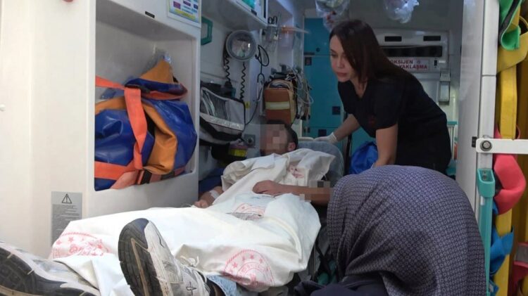 Ortaokul öğrencisi, akranı tarafından bıçaklandı