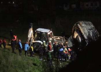 Esenyurt’ta servis minibüsü kazası: 5 ölü, 6 yaralı