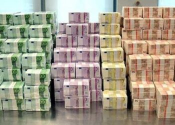 Almanya’da kayıp loto milyoneri ilanla aranıyor: Eski montlarınızın ceplerine bakın