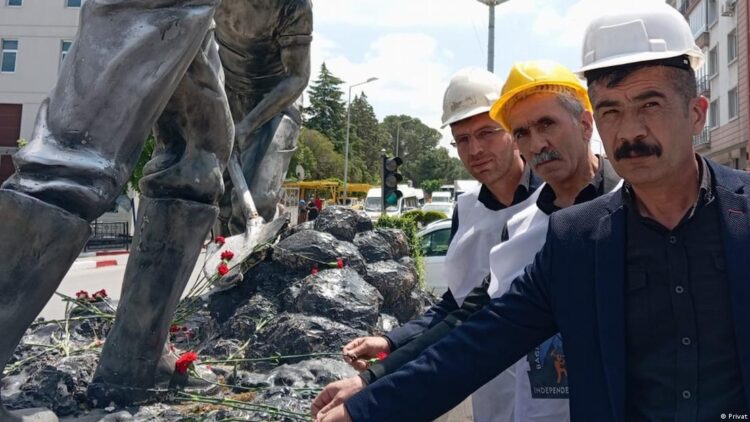 “Kefeni cebinde” madenciler 4 Aralık’ta neyi hatırlıyor?