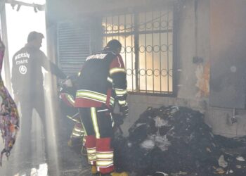 Mersin’de ev yangını: 2 çocuk yaşamını yitirdi