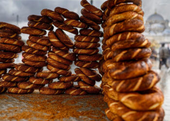 ‘Simit enflasyonu’ AFP’de: Beş yılda 3 liradan 20 liraya çıktı