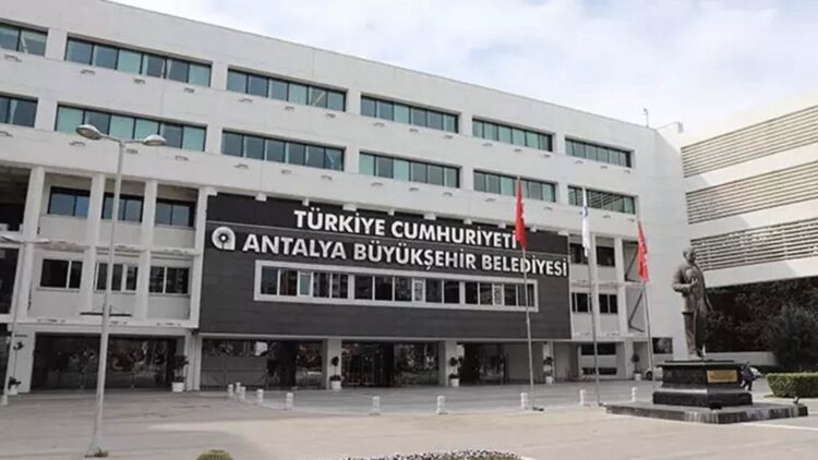 Antalya Büyükşehir Belediyesi’ne yeni operasyon: Çok sayıda gözaltı var