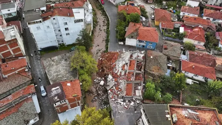 Balıkesir Sındırgı’da neden sık sık deprem meydana geliyor?