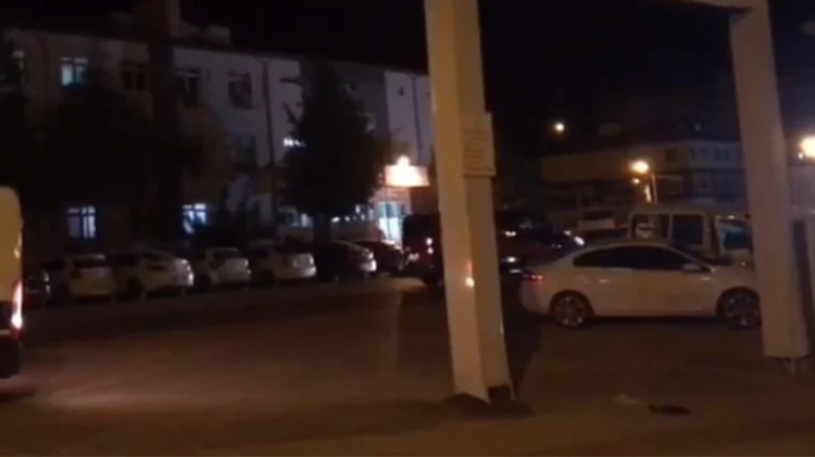 Çocukların çığlıkları sokakta yankılandı, eve giren çoban dehşetle karşılaştı