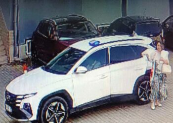 Emniyet Müdür Yardımcısının çakarlı aracını eşine tahsis ettiği iddiasına inceleme başlatıldı