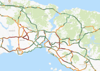 İstanbul’da kar: Okulların tatil olmasına rağmen trafik yoğunluğu yüzde 80’e ulaştı