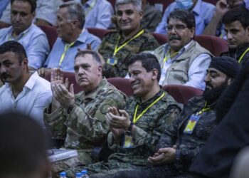 Mazlum Abdi: Kürt bölgelerine Suriye ordusu girmeyecek