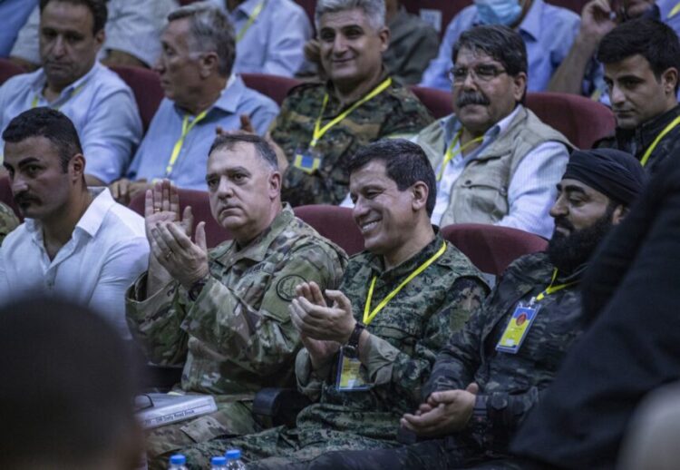 Mazlum Abdi: Kürt bölgelerine Suriye ordusu girmeyecek