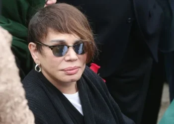 Sezen Aksu yalısında karantinaya alındı