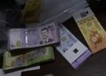 Esad portresi gitti: Suriye’de yeni banknot dönemi