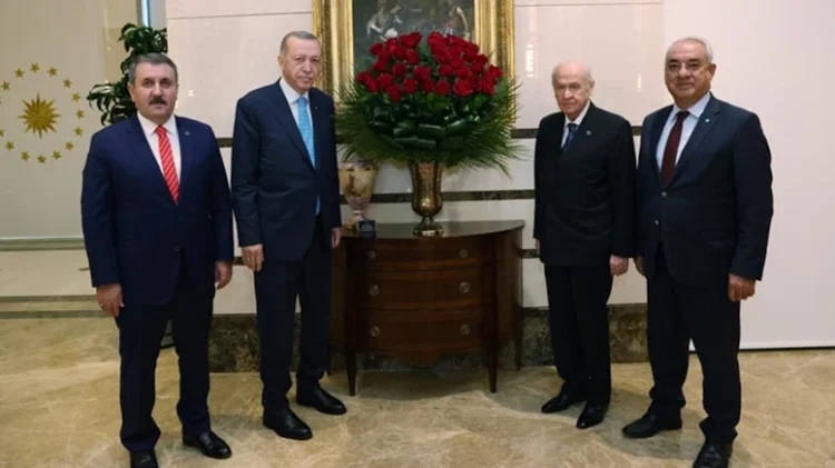 Cumhur İttifakı’na bir parti daha mı katılıyor?