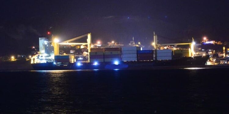 Çanakkale Boğazı gemi trafiğine kapatıldı