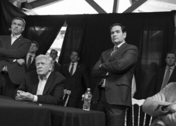 ABD, Venezuela’ya saldırdı, Maduro ve eşini kaçırdı: ABD Başkanı Trump operasyonu böyle izledi