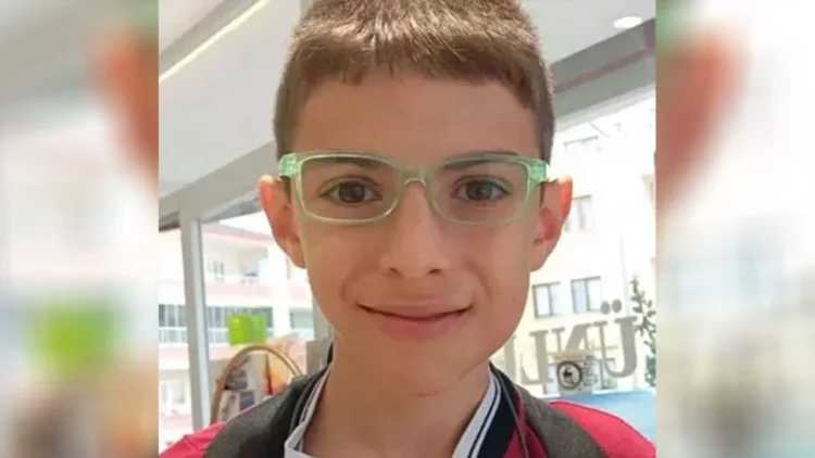 13 yaşındaki çocuk odasında asılı halde bulundu: ‘İnternet oyunundaki görev’ iddiası