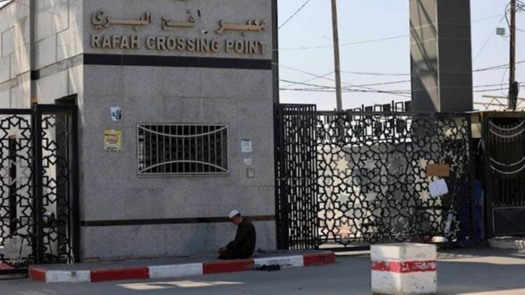 Gazze’yi Mısır’a bağlayan Refah Sınır Kapısı, 2 yıl sonunda açıldı