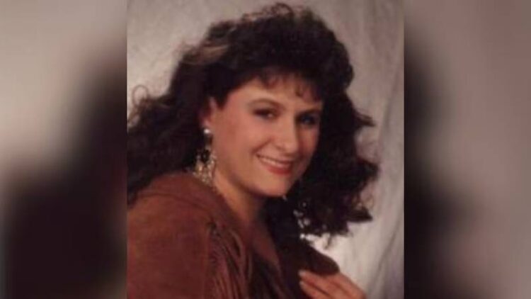 24 yıldır aranan 3 çocuk annesi kadın aynı mahallede bulundu