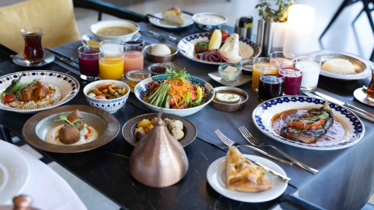 Boğaz’da iftar yapmanın maliyeti asgari ücreti geçti