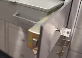 Almanya’da yine banka emanet kasaları soyuldu