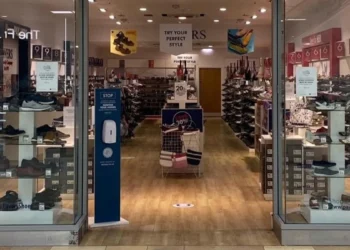 Ayakkabı devi mağazalarını kapatıyor