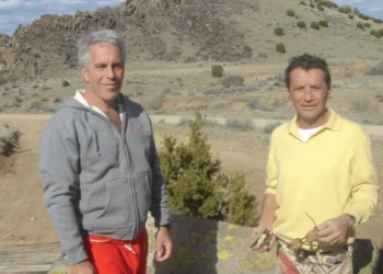 Epstein dosyasında itirafçı olacaktı, susturuldu