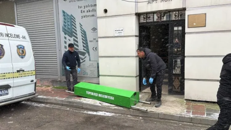 Eskişehir’de korkunç olay: 7’inci kattan atladı, evinde kadın cesedi bulundu