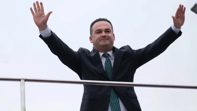 Hasbi Dede görevden uzaklaştırıldı