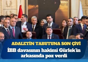 Cübbeler düğmelendi, adalet askıya alındı: İBB davasının hakimi Akın Gürlek’in arkasında poz verdi