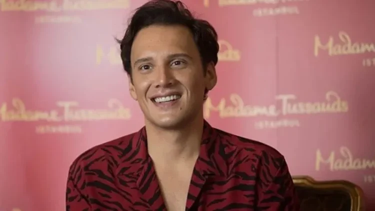 Şarkıcı Edis ‘uyuşturucu soruşturması’ kapsamında havaalanında gözaltına alındı