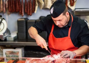 Türkiye’de kırmızı et fiyatları tüm komşularından daha pahalı